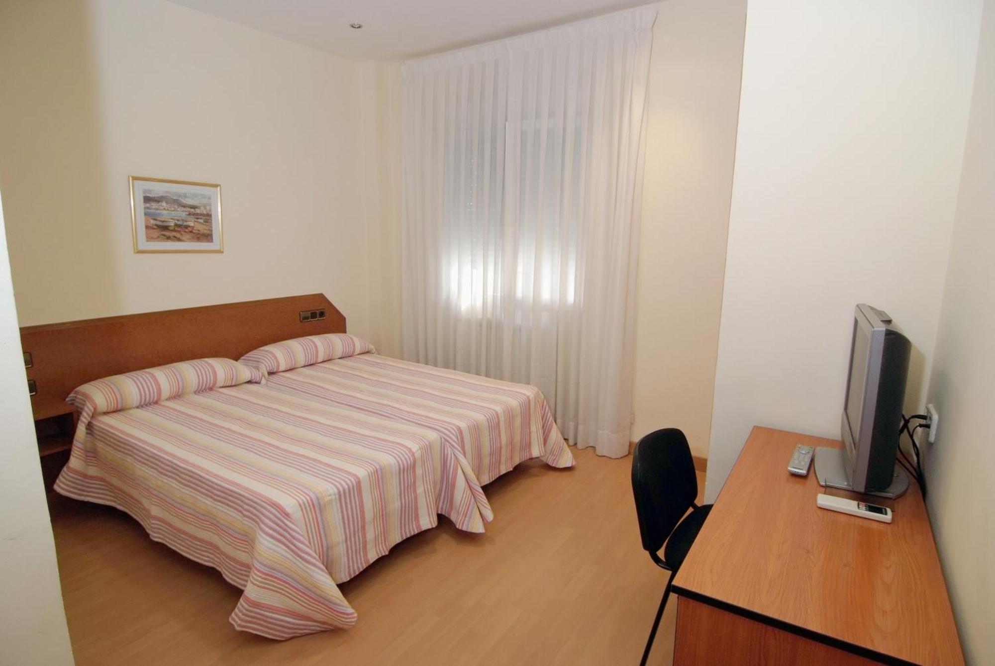 Hostal Cataluna Zaragoza Kültér fotó