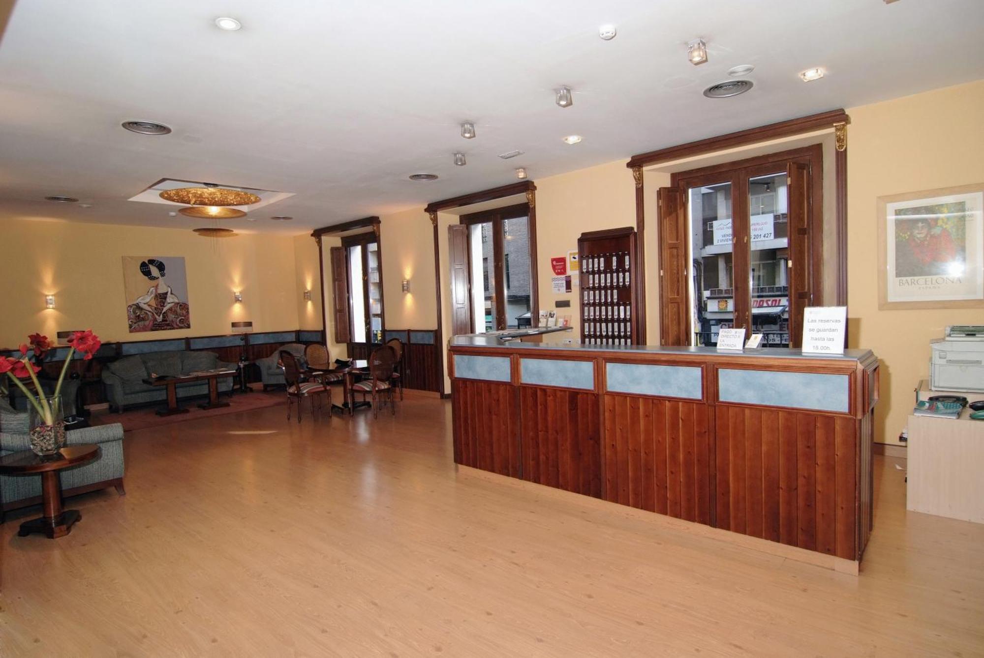 Hostal Cataluna Zaragoza Kültér fotó