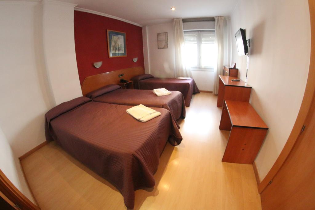 Hostal Cataluna Zaragoza Kültér fotó