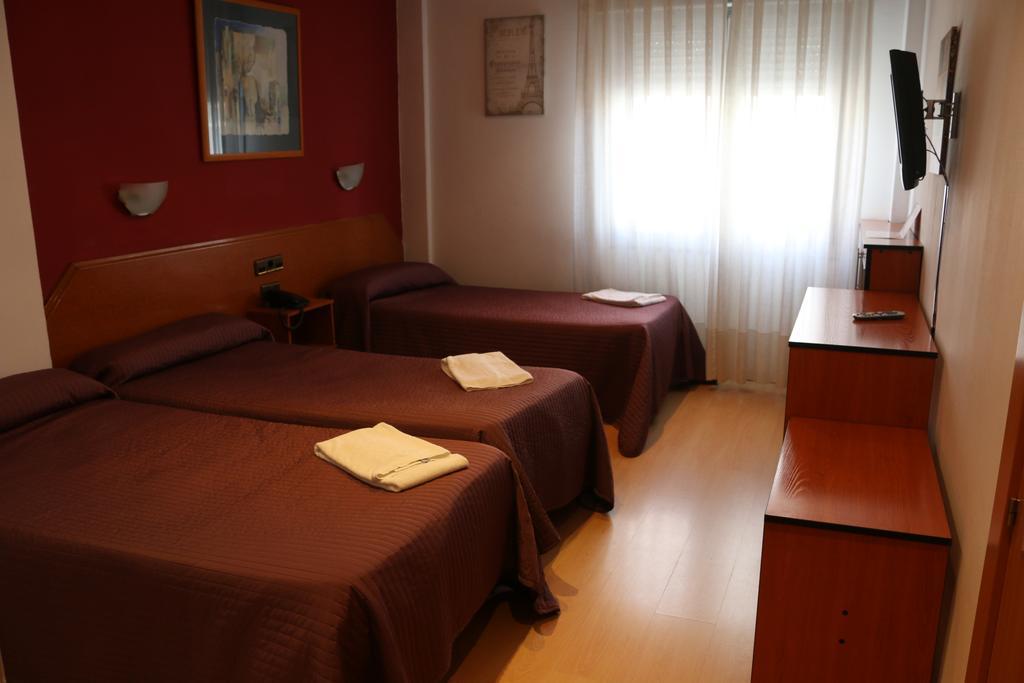 Hostal Cataluna Zaragoza Kültér fotó